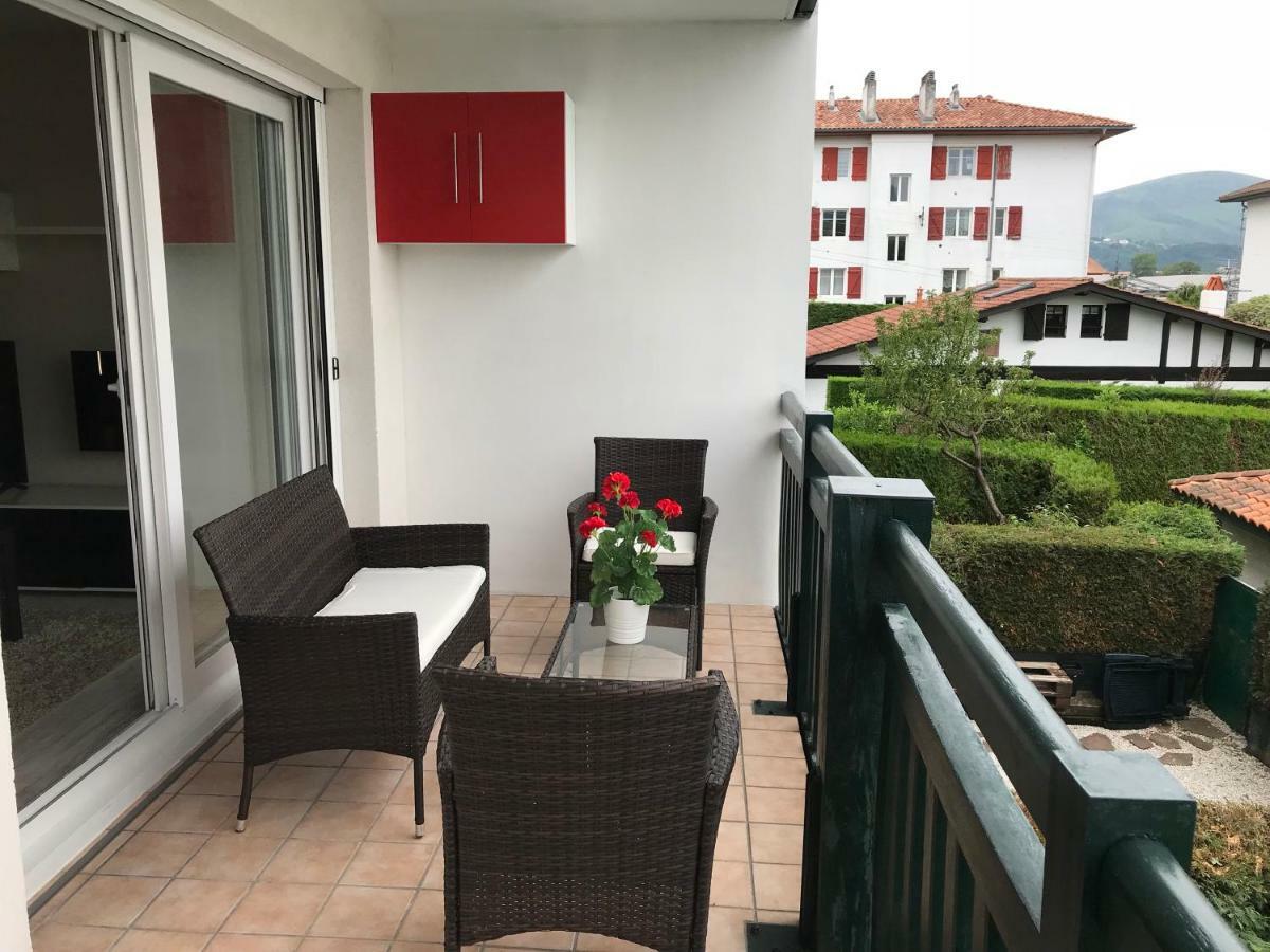 Port Bidassoa - T2 Coquet, Parking, Lit Xxl, Wifi, Pres De La Gare Hendaye Exterior foto